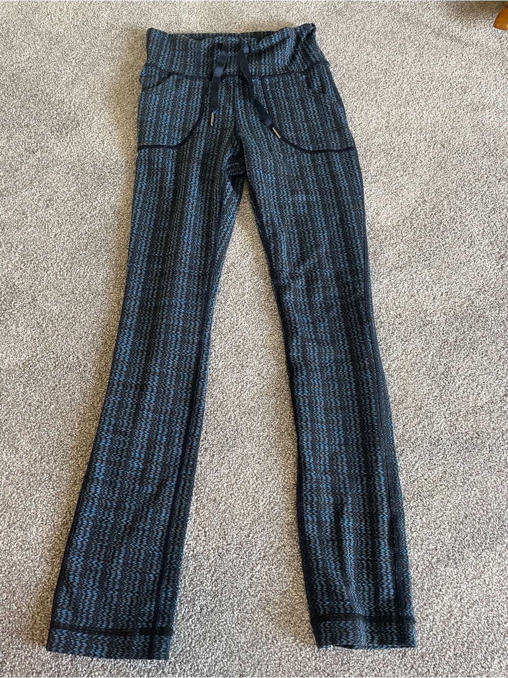 lululemon athletica Black and Blue Patterned Leggings